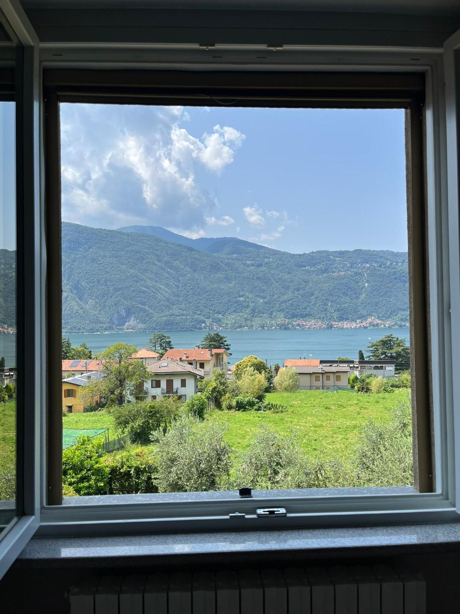 2 Cuori Al Lago - Appartamento In Villetta Singola Манделло-дель-Ларио Экстерьер фото