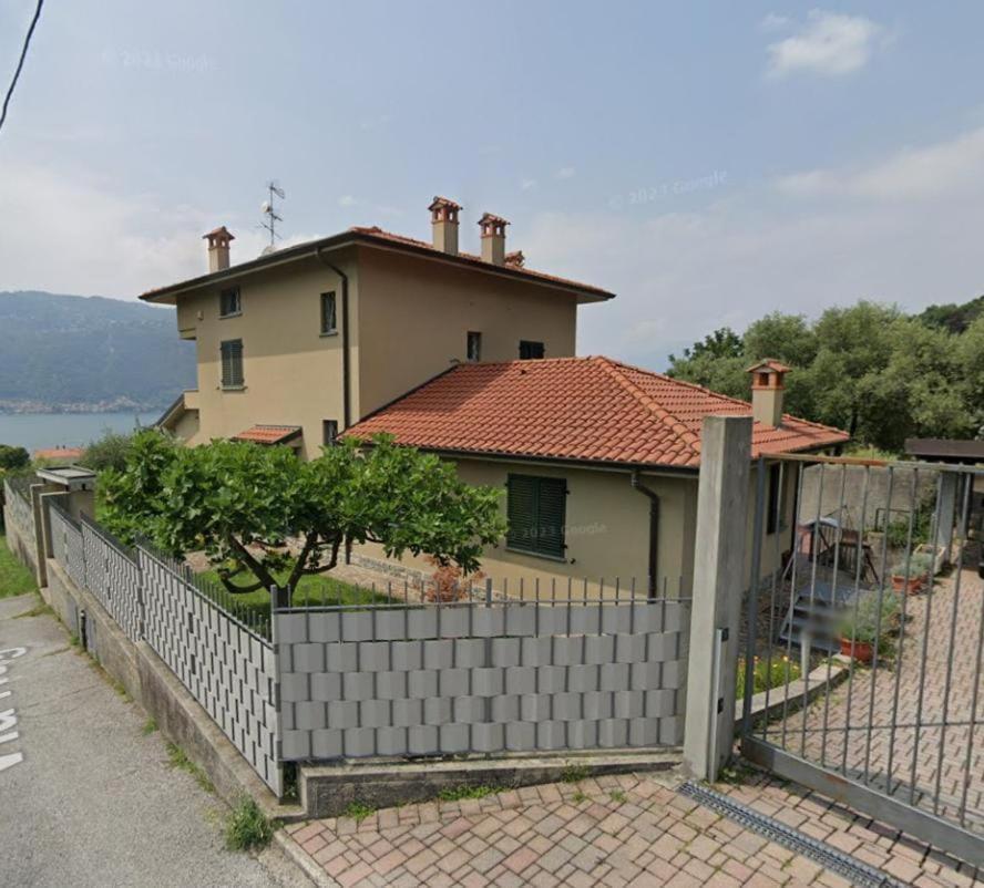 2 Cuori Al Lago - Appartamento In Villetta Singola Манделло-дель-Ларио Экстерьер фото